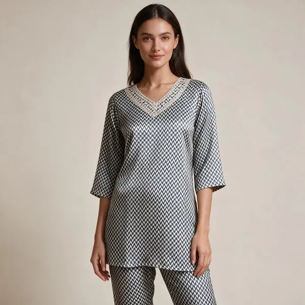 Black_&_White_Crepe_Printed_Kurta_Set_For_Women