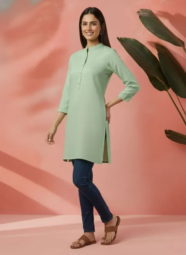 Green_Rayon_Straight_Kurti_For_Women