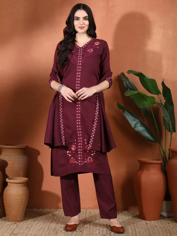 Purple_Rayon_Embroidered_Straight_Kurta_Set_For_Women