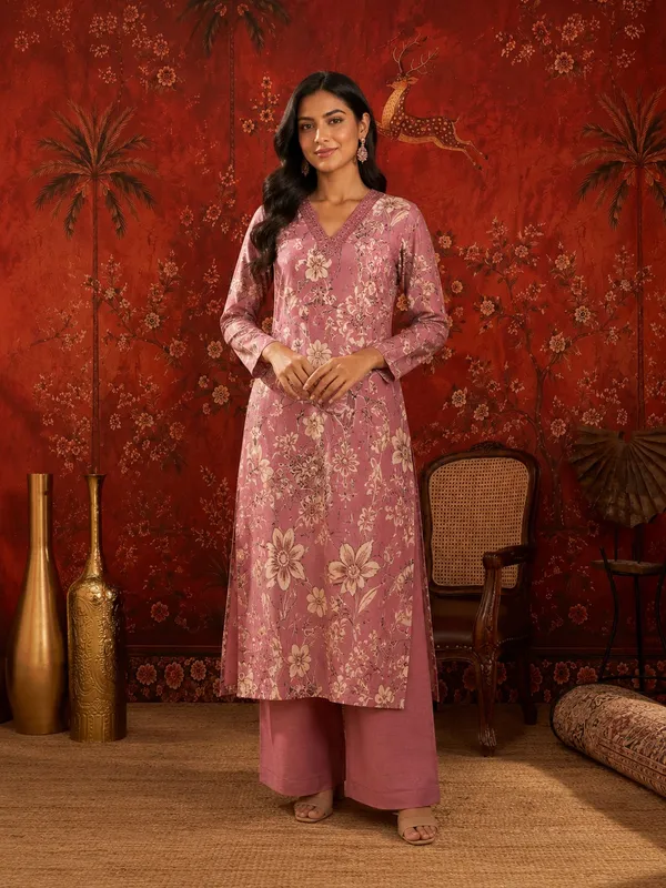 Pink_Cotton_Floral_Printed_Straight_Kurta_For_Women