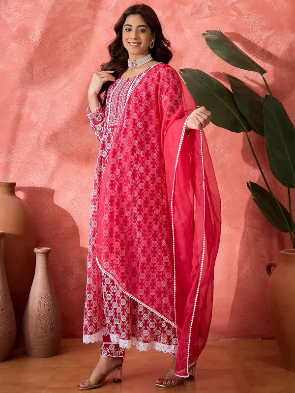 Pink_Natural_Crepe_Printed_Embroidered_Salwar_Suit_Set_For_Women