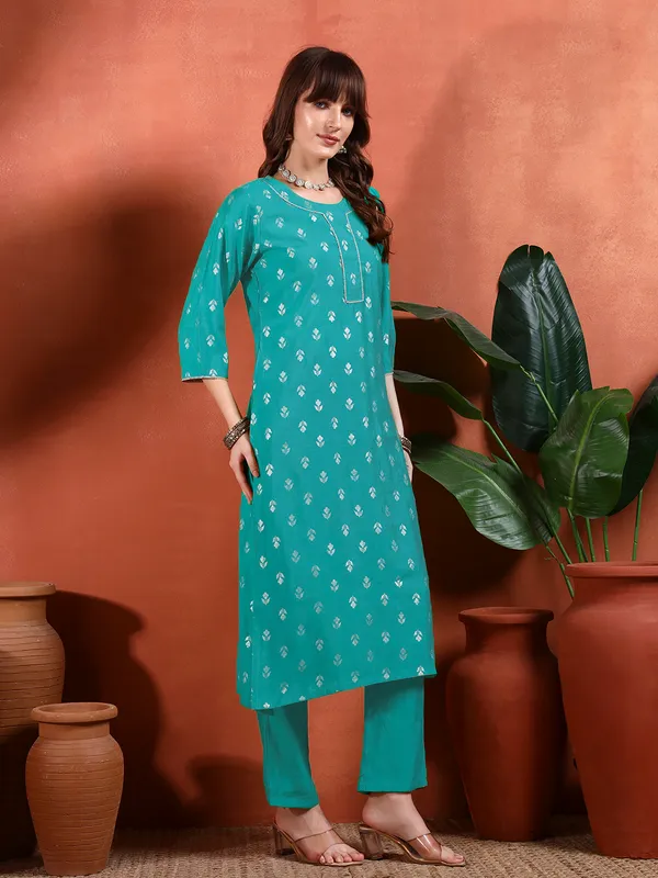 Teal_Cotton_Printed_Straight_Kurta_For_Women