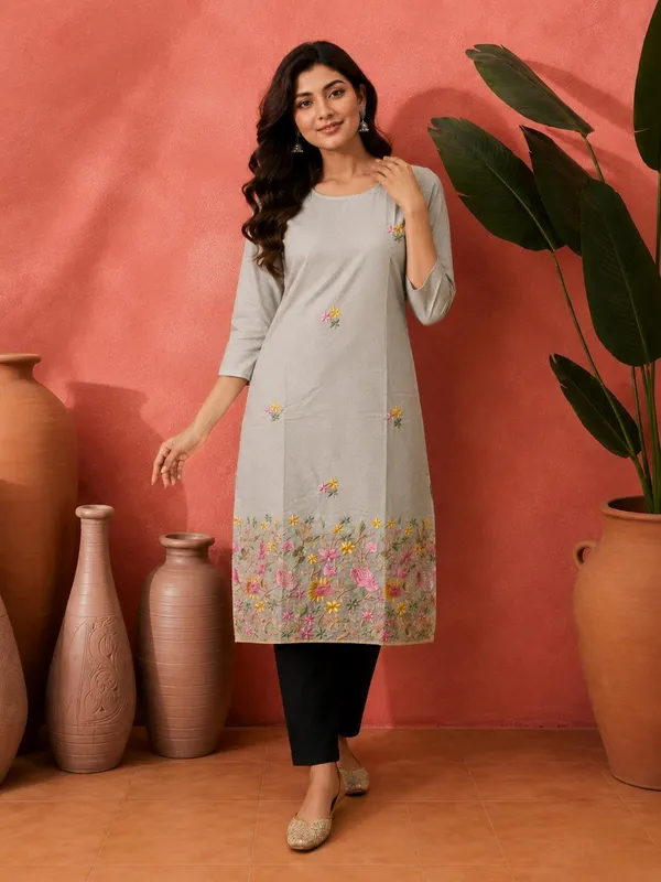 Beige_Crepe_Embroidered_Straight_Kurta_For_Women