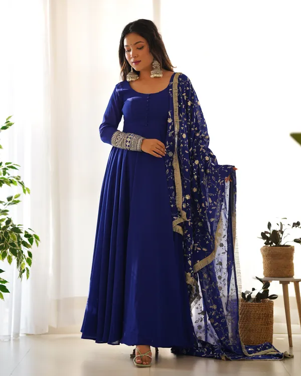 Blue_Georgette_Anarkali_Suit_Set_For_Women