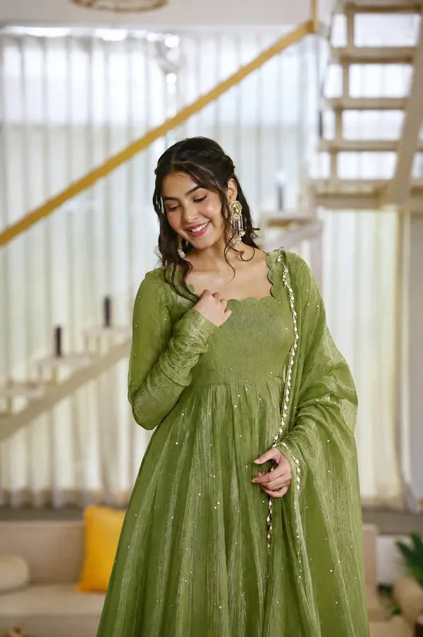 Green_Salsa_Silk_Anarkali_Dress_Set_For_Women