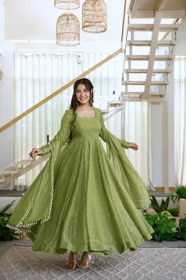 Green_Salsa_Silk_Anarkali_Dress_Set_For_Women