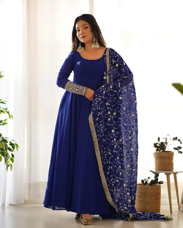 Blue_Georgette_Anarkali_Suit_Set_For_Women