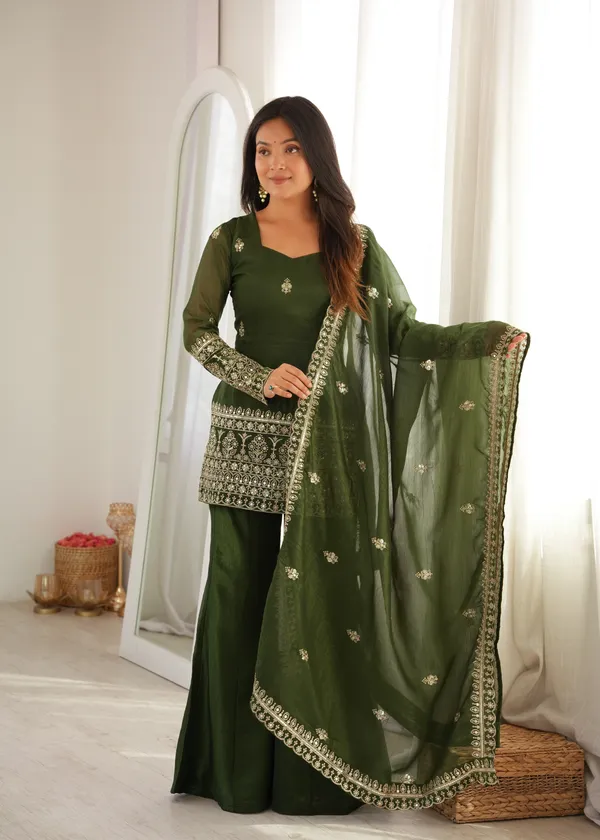 Green_Crunchy_Silk_Straight_Kurta_Set_For_Women