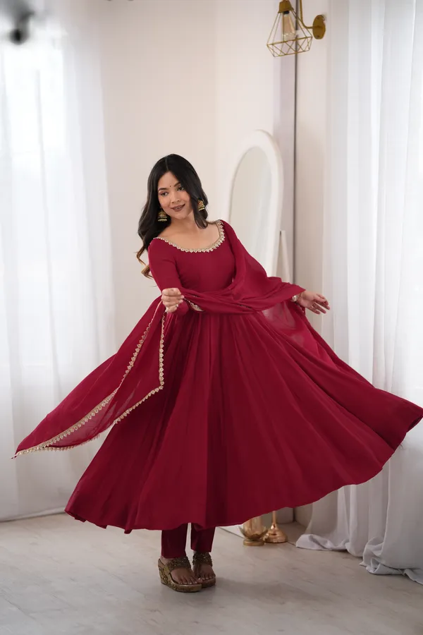 Wine_Pure_Mul_Chanderi_Silk_Anarkali_Suit_Set_For_Women