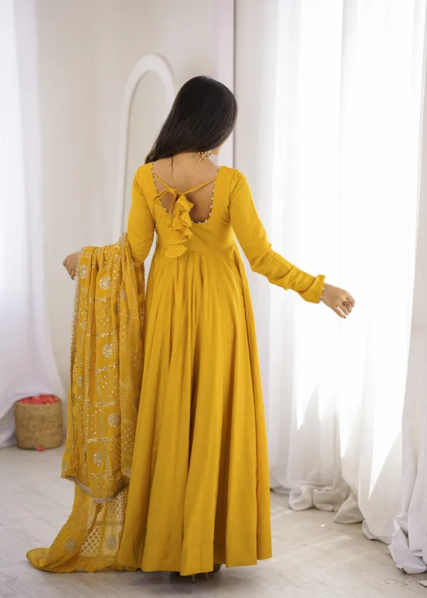 Yellow_Pure_Roman_Silk_Chanderi_Anarkali_Suit_Set_For_Women