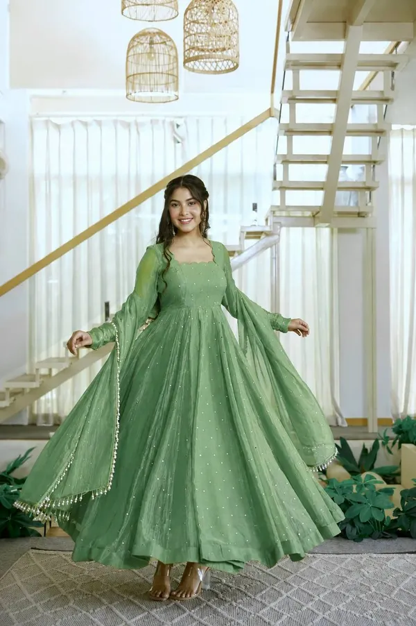 Green_Salsa_Silk_Anarkali_Suit_Set_For_Women