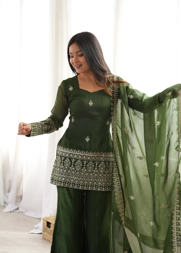 Green_Crunchy_Silk_Straight_Kurta_Set_For_Women