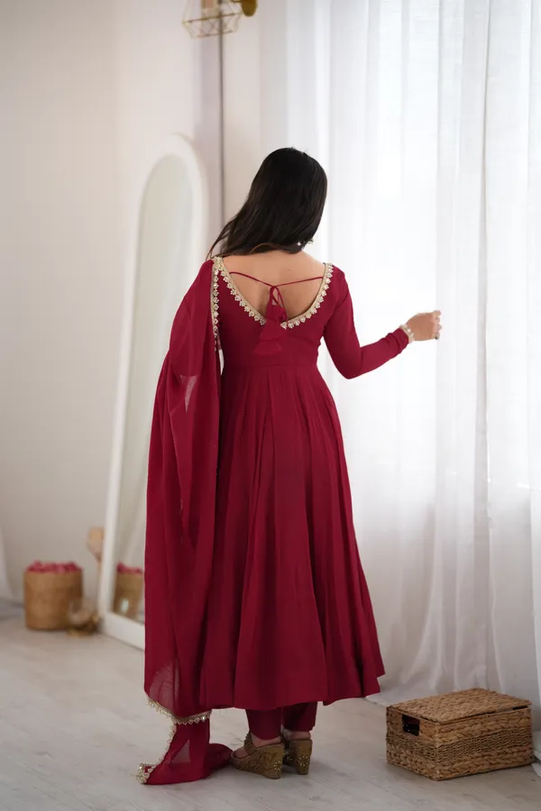 Wine_Pure_Mul_Chanderi_Silk_Anarkali_Suit_Set_For_Women