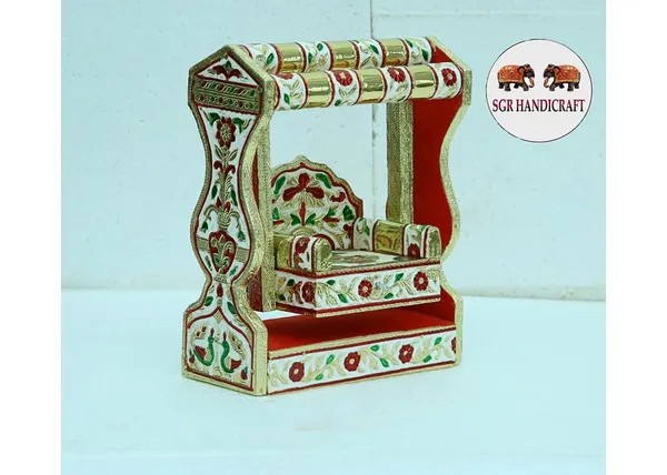 Meenakari_Wooden_Jhula_For_Krishna_Idol