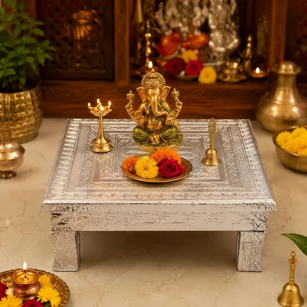 Wooden_Pooja_Chowki_With_Silver_Work
