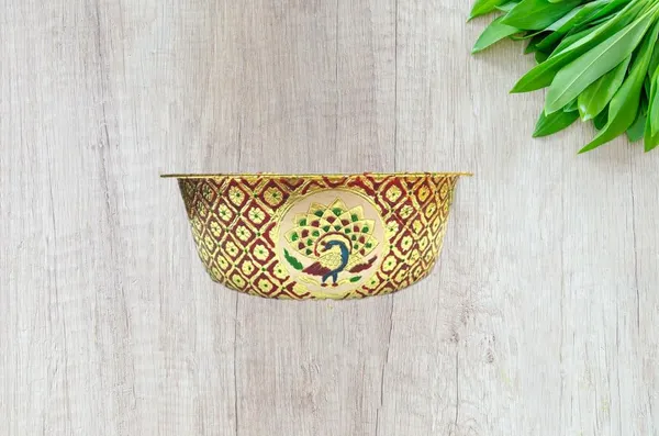 Brass_Meenakari_Pooja_Parat