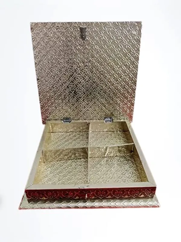 Wooden_Four_Section_Dry_Fruit_Box