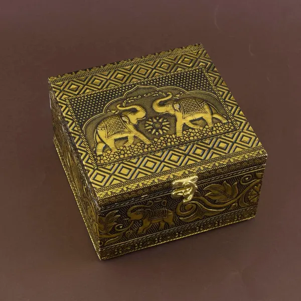 Wooden_Multi_Purpose_Gift_Box_With_Jars