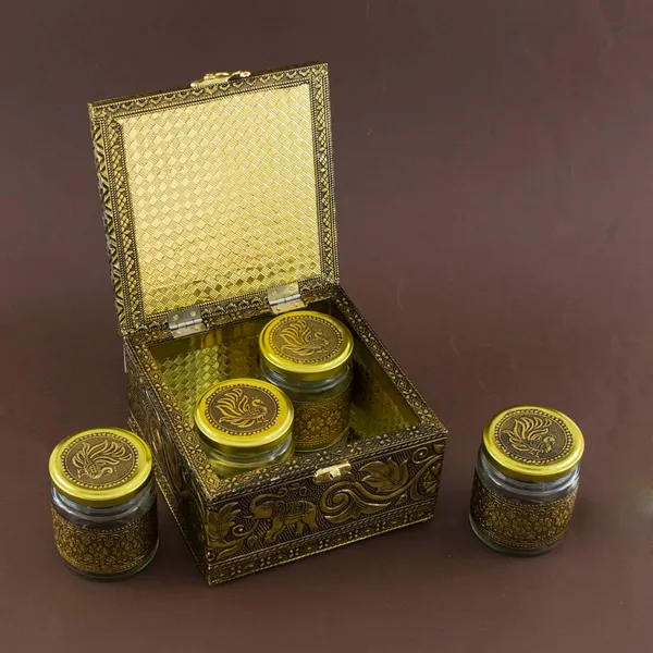 Wooden_Multi_Purpose_Gift_Box_With_Jars