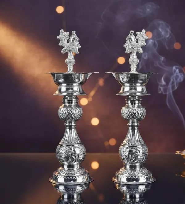 Peacock_Metal_Diya_With_Stand