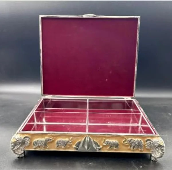 German_Silver_Dry_Fruit_Box_With_Partitions