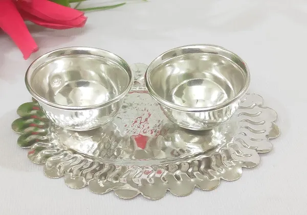 German_Silver_Sindoor_Box_With_Plate