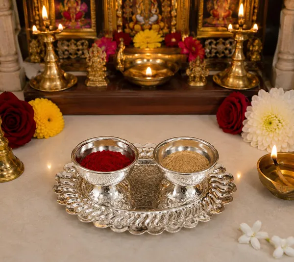 German_Silver_Sindoor_Box_With_Plate