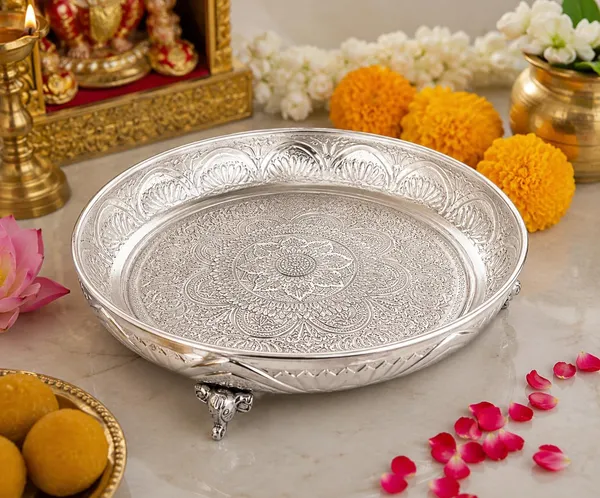 German_Silver_Decorative_Plate_With_Elephant_Legs