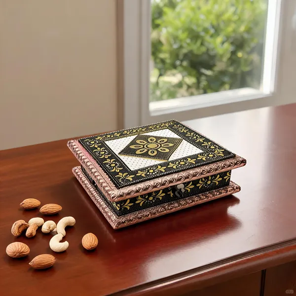 Wooden_Dry_Fruit_Box_With_Compartments