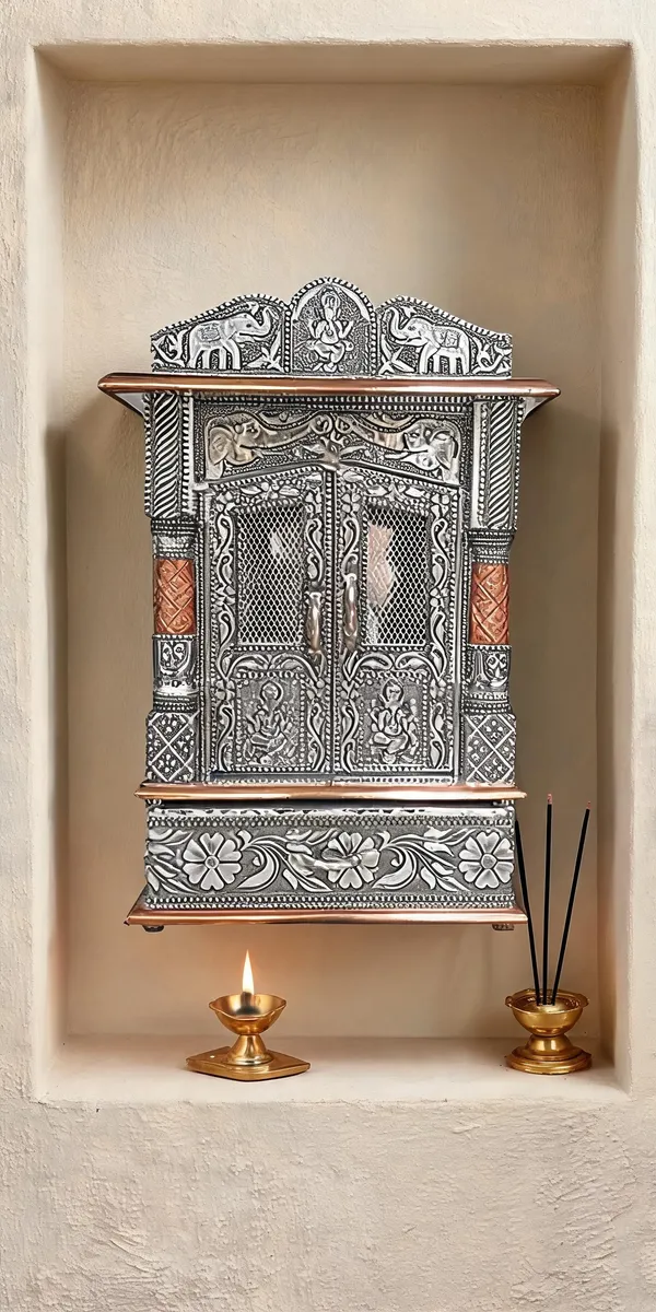 Wooden_Wall_Mandir