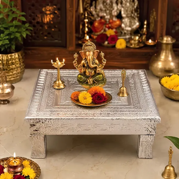 Wooden_Pooja_Chowki_With_Silver_Work