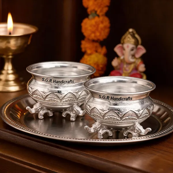 German_Silver_Kumkum_Bowl_With_Stand
