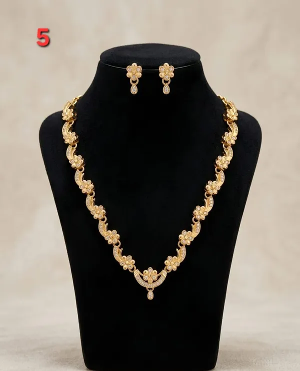Gold_Tone_Floral_Necklace_And_Earrings_Set_For_Women