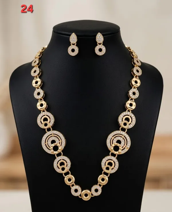 Gold_Tone_Geometric_Necklace_Set_for_Women