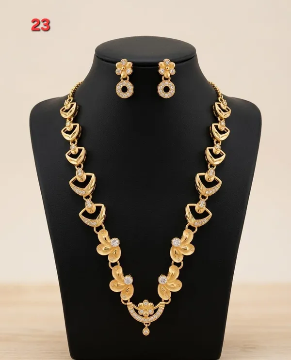 Gold_Tone_Floral_Necklace_And_Earrings_Set_for_Women