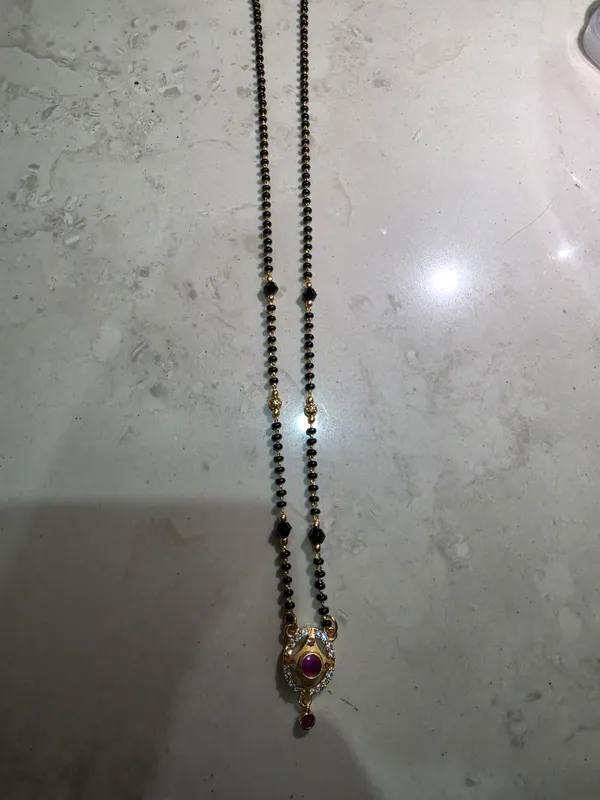Black_Beaded_Gold_Tone_Mangalsutra_Necklace_for_Women