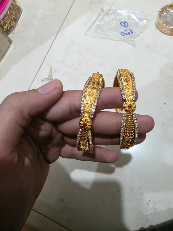 Gold_Tone_Embellished_Bangle_Set_for_Women