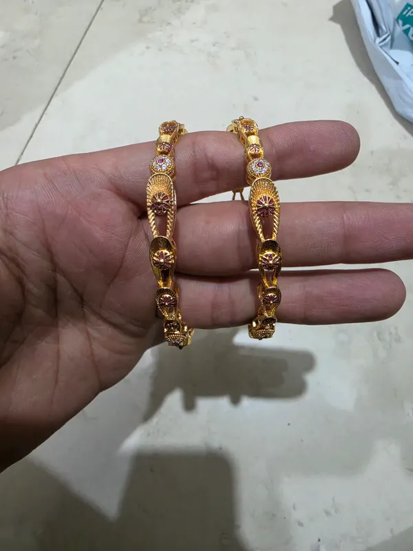 Gold_Tone_Embellished_Bangles_For_Women