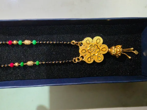 Gold_Tone_Floral_Mangalsutra_Necklace_for_Women