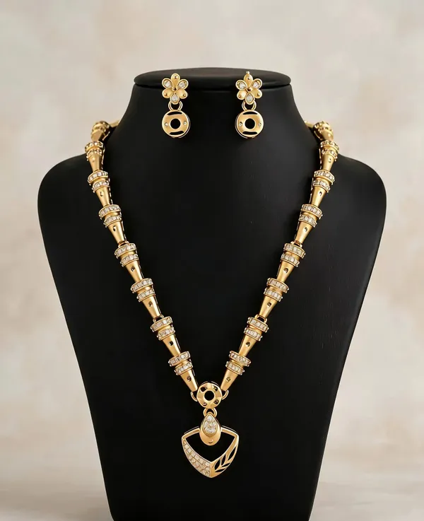 Gold_Brass_Embellished_Necklace_Set_For_Women