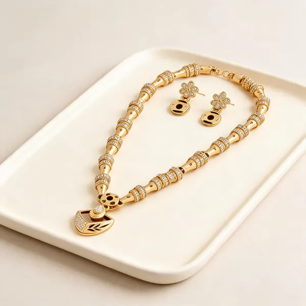 Gold_Brass_Embellished_Necklace_Set_For_Women