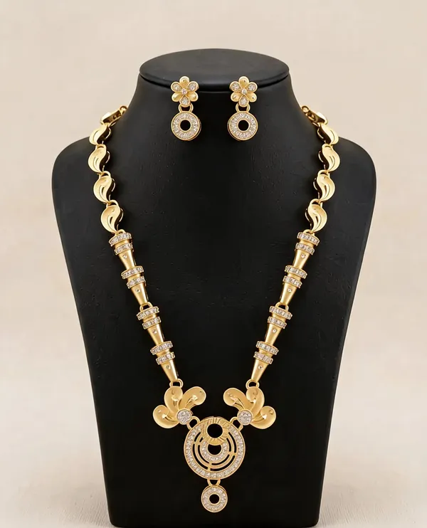 Gold_Brass_Necklace_And_Earrings_Set_For_Women