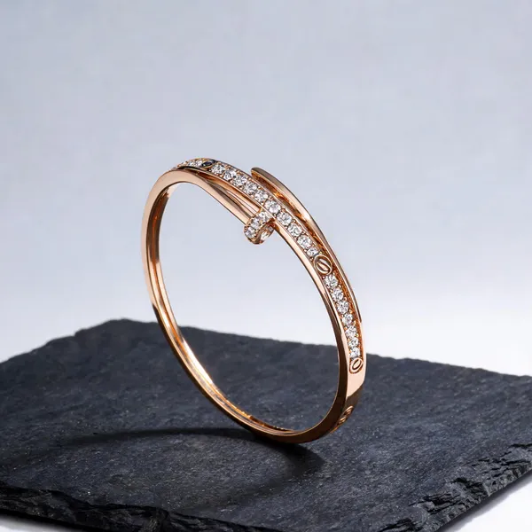 Gold_Brass_Stone_Studded_Bangle_For_Women