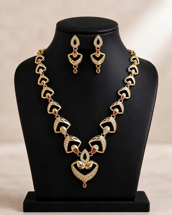 Gold_Brass_Stone_Studded_Necklace_Set_For_Women