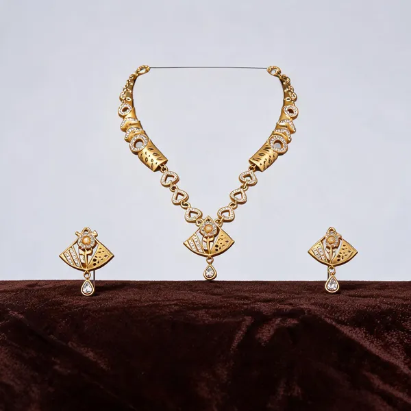 Gold_Brass_Traditional_Necklace_Set_For_Women