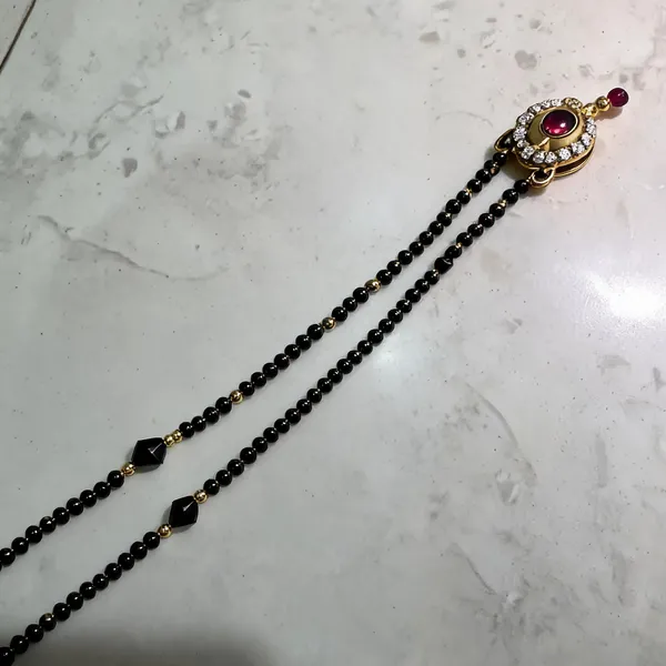 Gold_Brass_Black_Beaded_Dokiya_Mangalsutra_For_Women