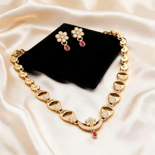 Gold_Brass_Floral_Necklace_Set_For_Women