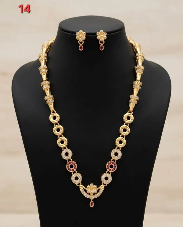 Gold-Tone_Traditional_Necklace_Set_for_Women