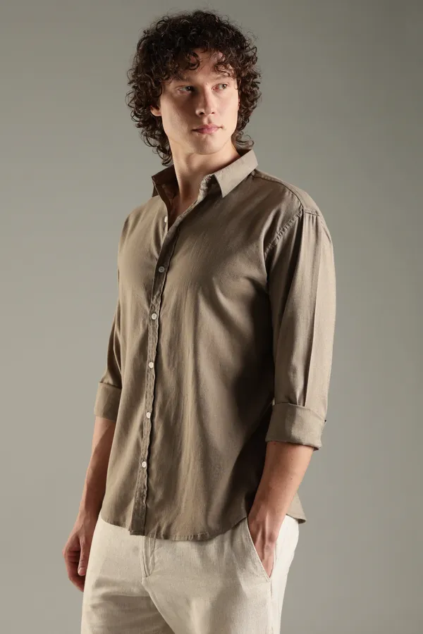 Italino_Khakhi_Linen_Blend_Relaxed_Shirt
