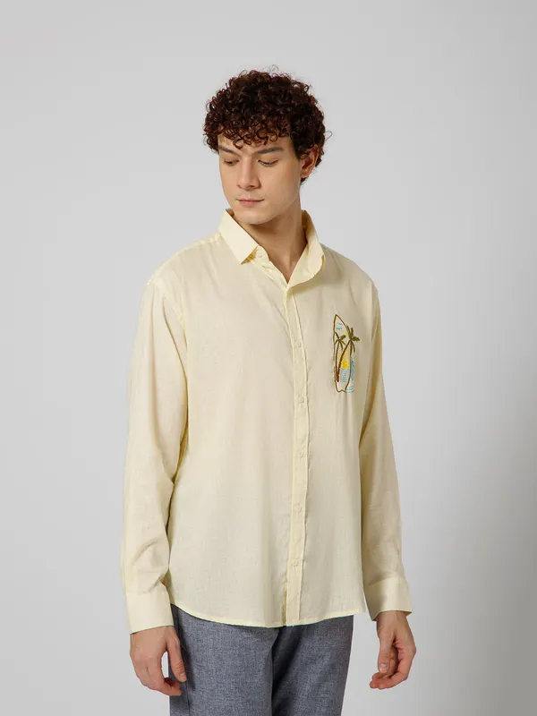 Surfing_Linen_Blend_Relaxed_Fit_Yellow_Men_S_Shirt